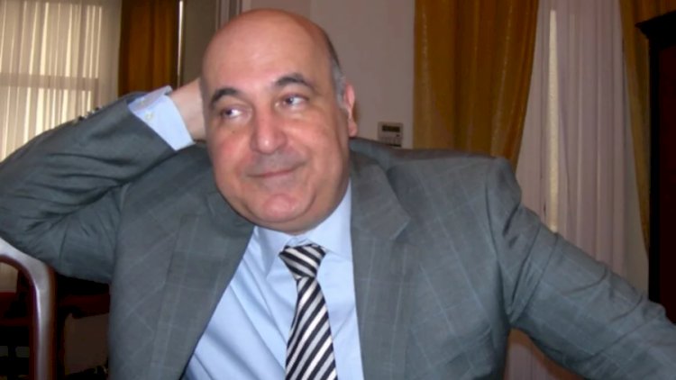    Çingiz Abdullayev: “O qıza vurulmuşam”   