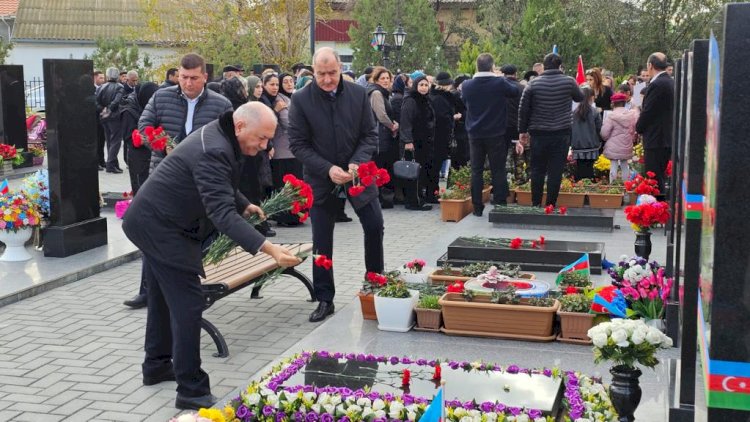    İcra başçısı şəhidin anım mərasimində   - Fotolar