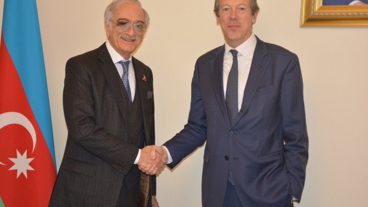    Polad Bülbüloğlu Britaniya səfirini qəbul etdi   