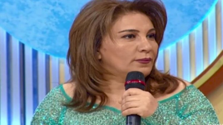    Müğənni: Çaşanın başında mikrafon sındırmışam   