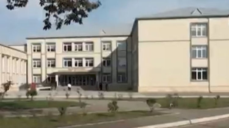    Yeni istifadəyə verilən məktəb binasında çatlar yaranıb - Video   