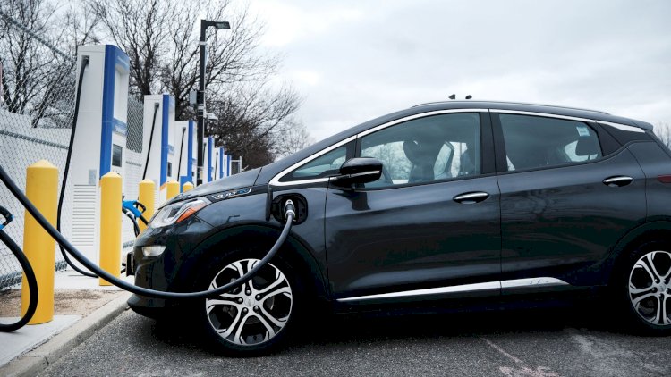    Bakıda elektrikli maşınların sayı sürətlə artır: Təhlükə varmı?   