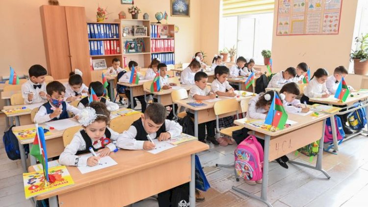    Bakıdakı orta məktəblərlə bağlı qərar verildi    