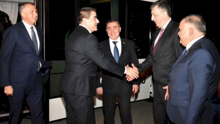    Gürcüstan Parlamentinin sədri Azərbaycana rəsmi səfərə gəldi - Fotolar   