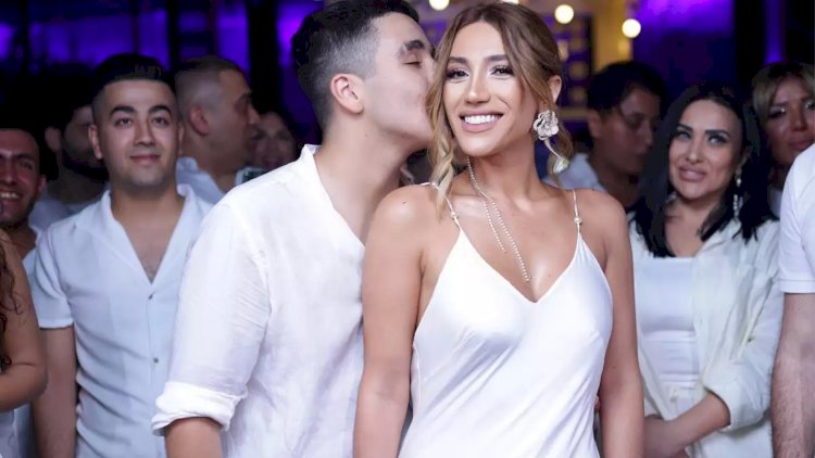    Müğənnilərin “brend geyim” davası: Röya Ayanı dəstəklədi   