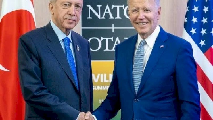    Bayden Ərdoğana zəng etdi   