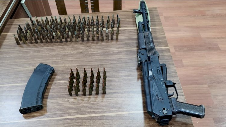    Dübəndi sakini  “Kalaşnikov”u könüllü təhvil verdi   