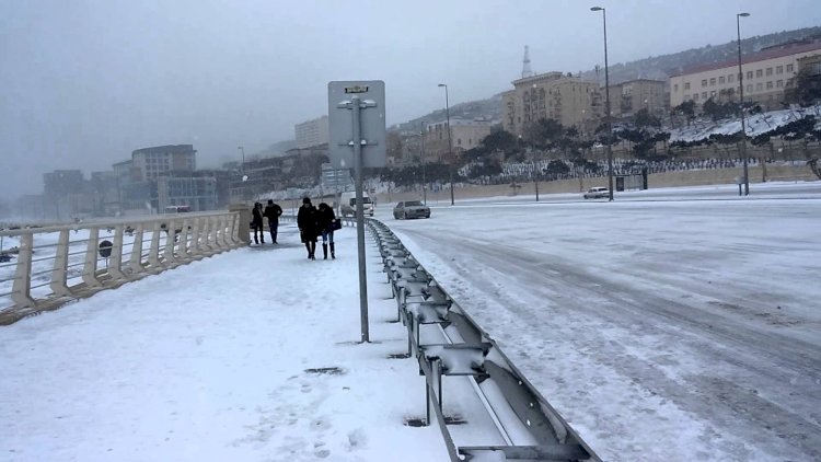    Bu gün Bakıya qar yağacaq   