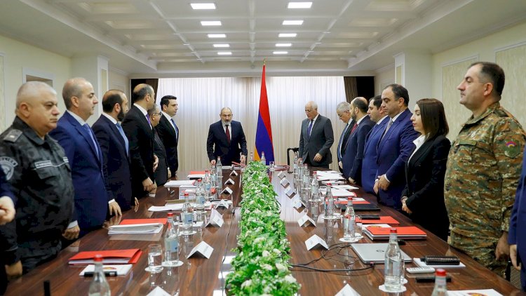    Paşinyan Təhlükəsizlik Şurasını topladı   