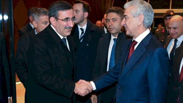    Cevdet Yılmaz Azərbaycana gəldi   