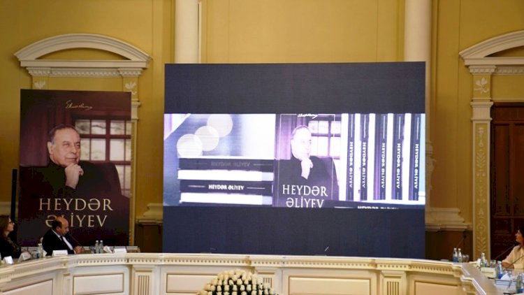    BŞİH-də “Heydər Əliyev” kitabının təqdimatı keçirilib   