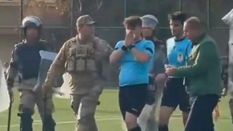    Türkiyədə daha bir futbol hakimi döyüldü     