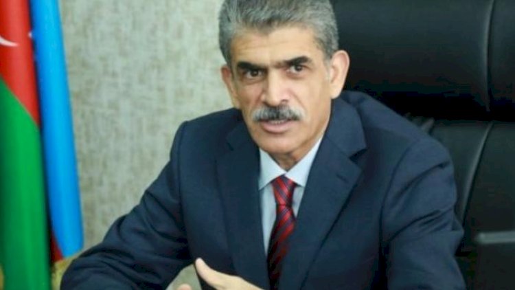    “Növbədənkənar prezident seçkilərinin keçirilməsinin iki başlıca səbəbi var...”   