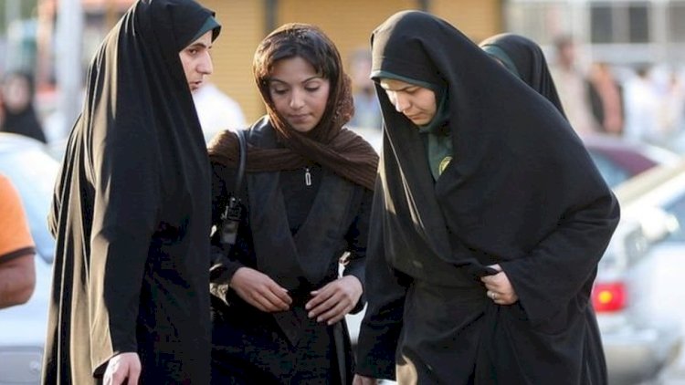    BBC İranda hicaba dair məxfi sənədi ələ keçirdi   