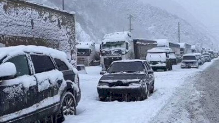    Gürcüstandan Ermənistan və Türkiyəyə yollar bağlandı   
