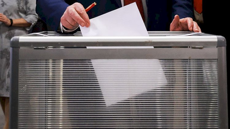    Putinin seçkidə 32 rəqibi olacaq - Rusiya MSK   