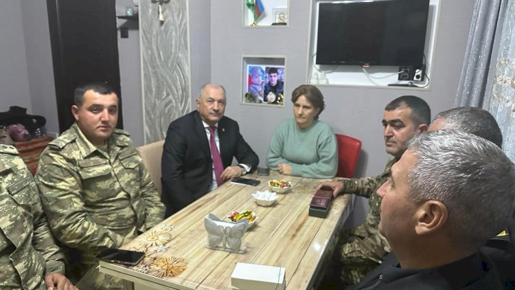    İcra başçısı şəhid ailəsini ziyarət etdi   - Fotolar