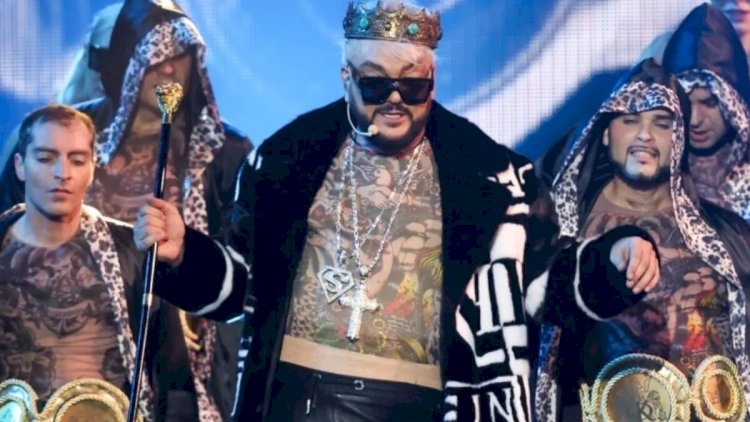    Kirkorov “çılpaq gecə”də iştirakına görə üzrxahlıq etdi   