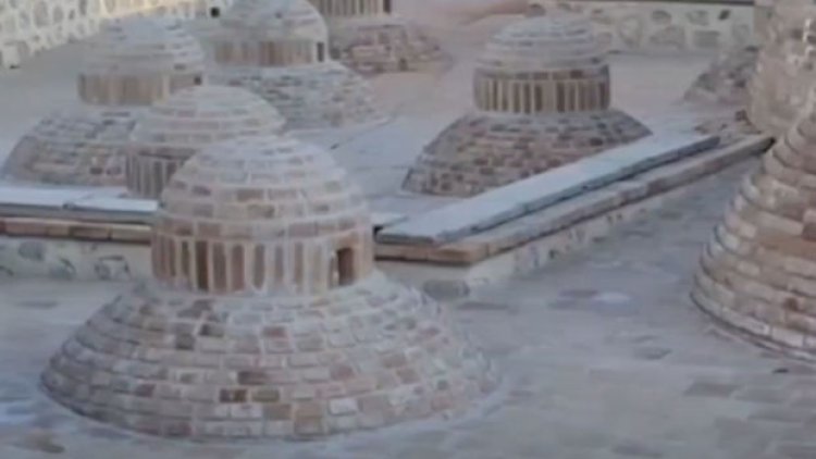    Şuşadan yeni görüntülər: Məşhur “Şirinsu hamamı” təmir edilir - Video   