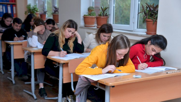    Bakıda eksternat imtahanlarının nəticələri bəlli oldu   