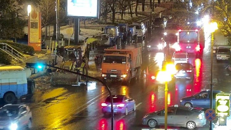    3-cü mikrorayon dairəsində avtomobillərin hərəkətinə məhdudiyyət qoyuldu   