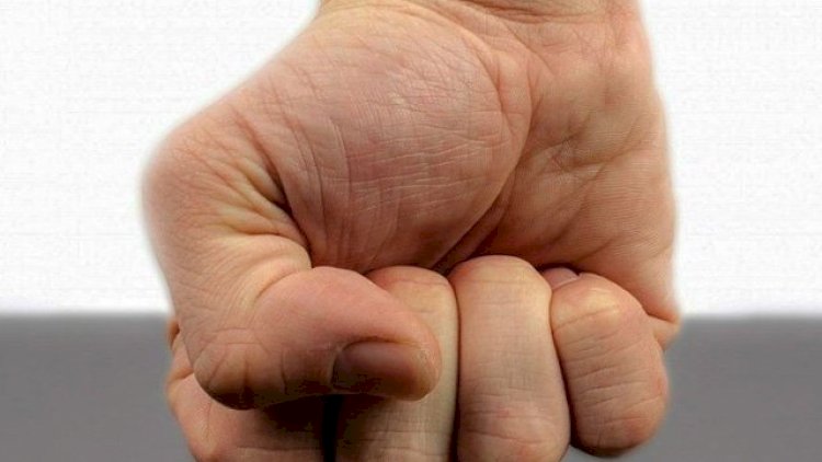    Azərbaycanda DƏHŞƏT: Bir yumruqla tanışını öldürdü   