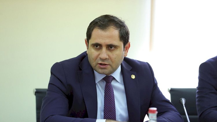    Papikyan Qazaxıstana getdi   