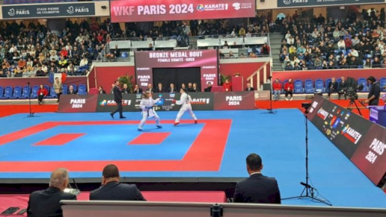    Karateçimiz Fransada bürünc medal qazandı - Fotolar   