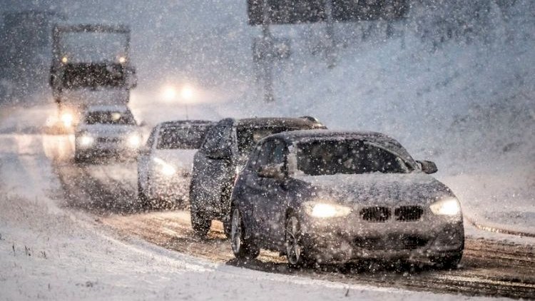    Bakıya sulu qar, bu rayonlara qar yağacaq   