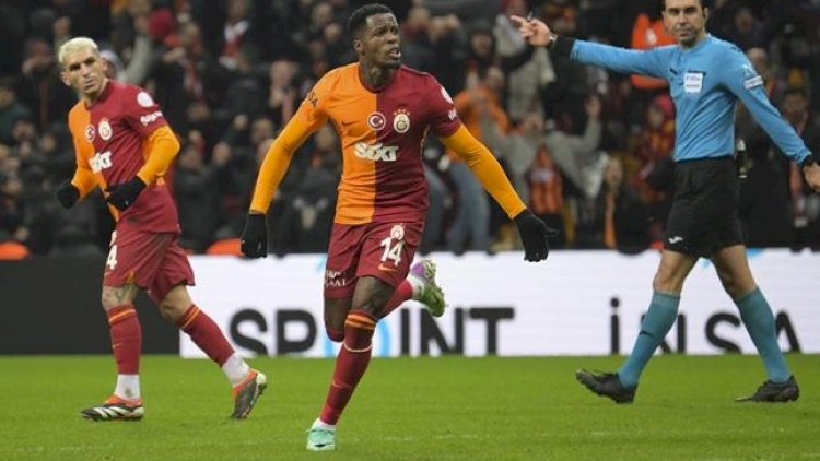    “Qalatasaray” son dəqiqə qolu ilə qalib gəldi   