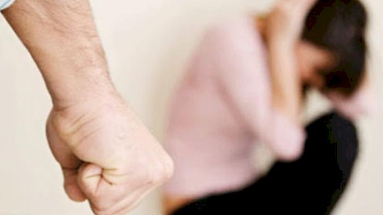    Azərbaycanda kişi arvadının qulağını kəsmək istədi - TƏFƏRRÜAT   