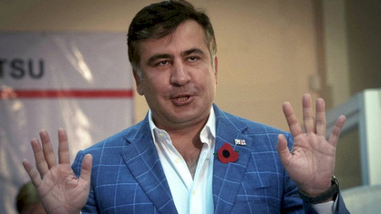    Saakaşvili həbsxanda 20 kq kökəldi   