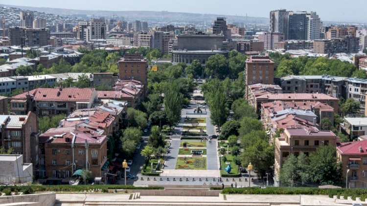    23 azərbaycanlı Ermənistana səfər edib   
