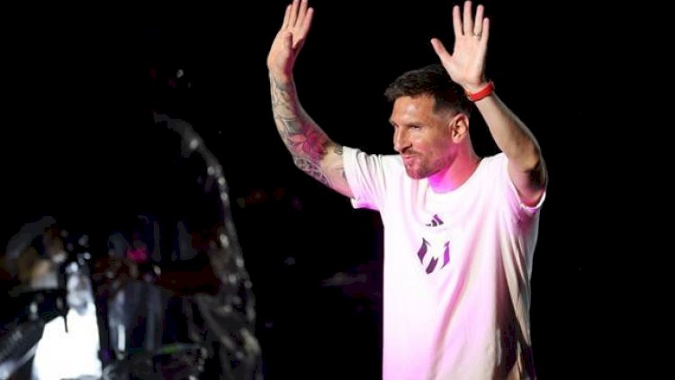    Messi azarkeşlərdən üzr istədi    