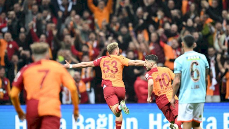    “Qalatasaray” liderliyə yüksəldi   