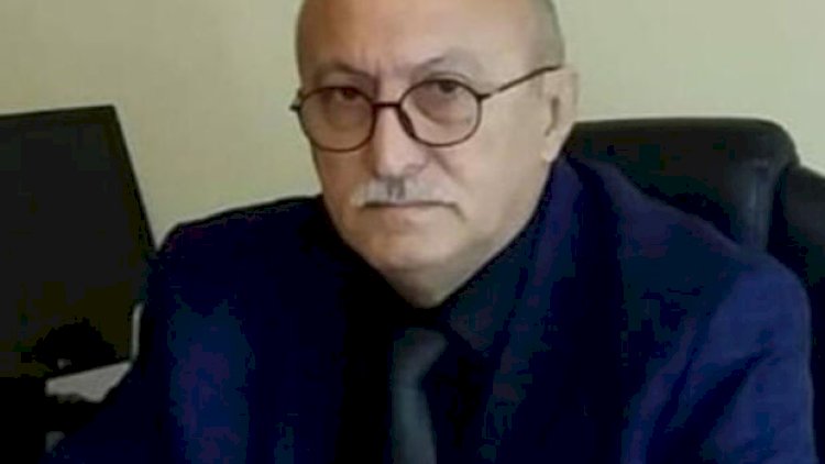    Dərs saatına görə rüşvət alan direktora hökm oxundu   