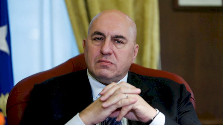    Müdafiə naziri xəstəxanaya yerləşdirildi    
