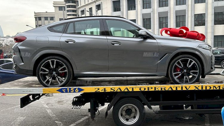    Bakıda sevgililər günündə “BMW X6” hədiyyə etdilər - VİDEO    