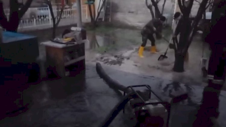    Naxçıvanda intensiv yağışlar nəticəsində bəzi ərazilər subasmaya məruz qaldı   