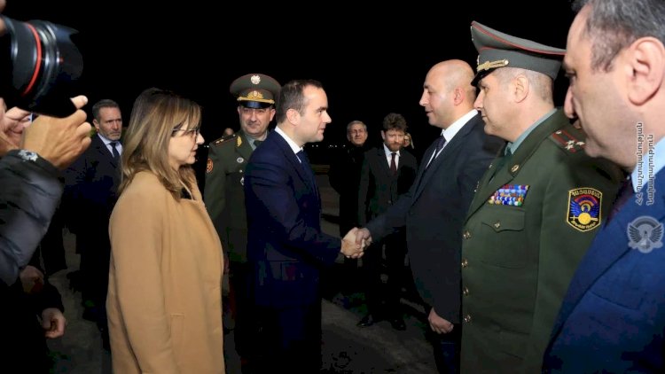    Fransanın müdafiə naziri İrəvana gəldi    