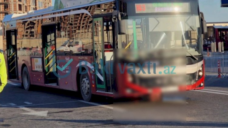    Bakıda dəhşətli qəza: Sərnişin avtobusun altında qaldı   