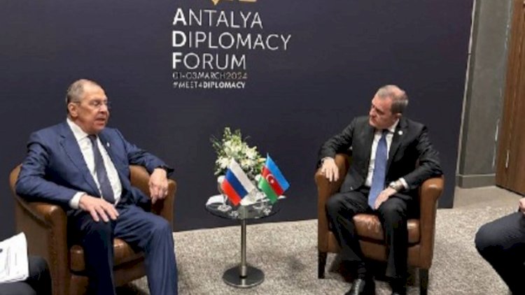    Lavrov Ceyhun Bayramovla görüşdü    