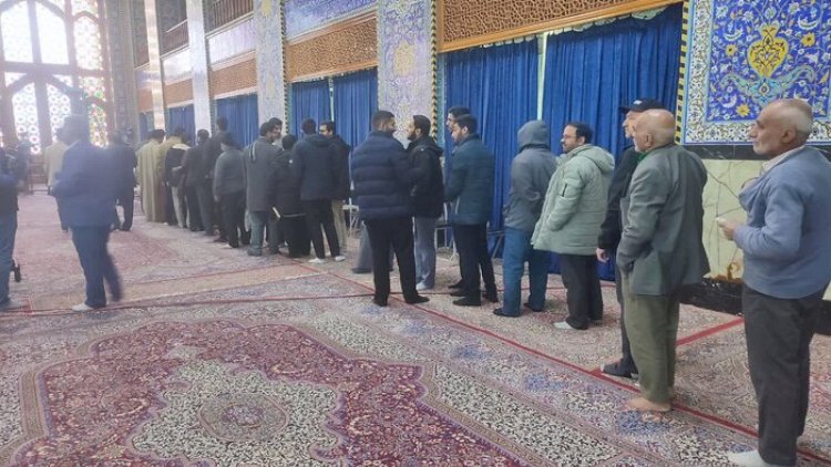    Tehranda seçki məntəqəsində insanlara bıçaqla hücum oldu    