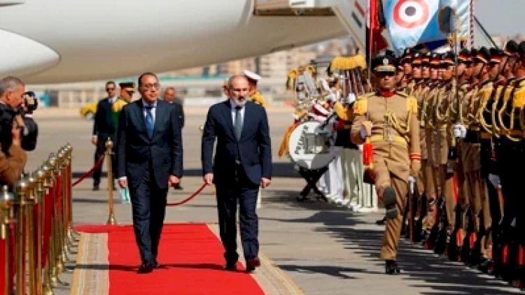    Paşinyan 2 günlük Misirə getdi   