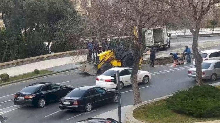    Sürücülərin NƏZƏRİNƏ: Paytaxtın bu küçəsində hərəkət məhdudlaşdırıldı   