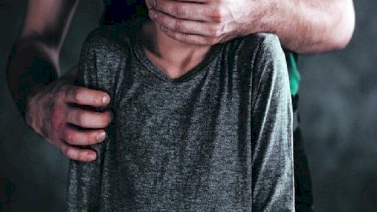    Şamaxıda əmioğlulardan dəhşətli əməl: Məktəbli qızı kimsəsiz evə aparıb...   