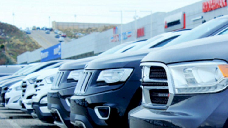    Bakıda 1.2 milyon manatlıq avtomobil satışa çıxarıldı   