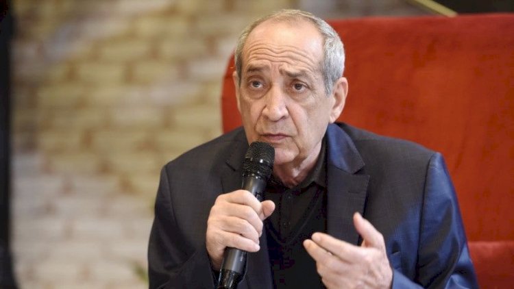    “Gənclərə yer verəcəyik, dünyanı tutub durası deyilik...”   