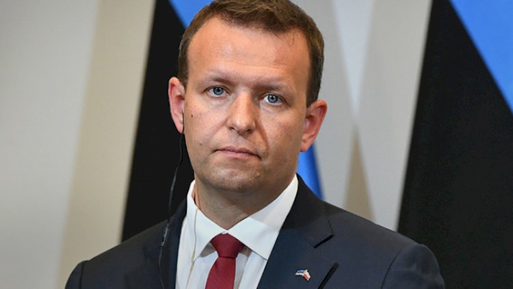    Rusiya DİN eston naziri axtarışa verdi   
