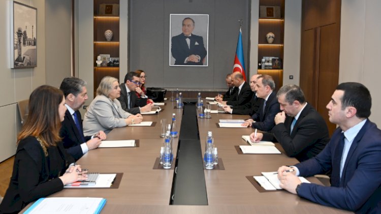    Ceyhun Bayramov Yunanıstan rəsmisini qəbul etdi   